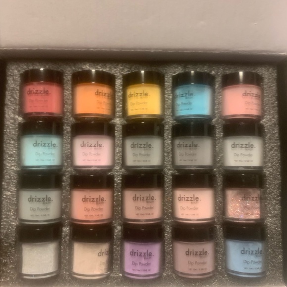 Dazzle Powder Polish - Picture 2 of 4